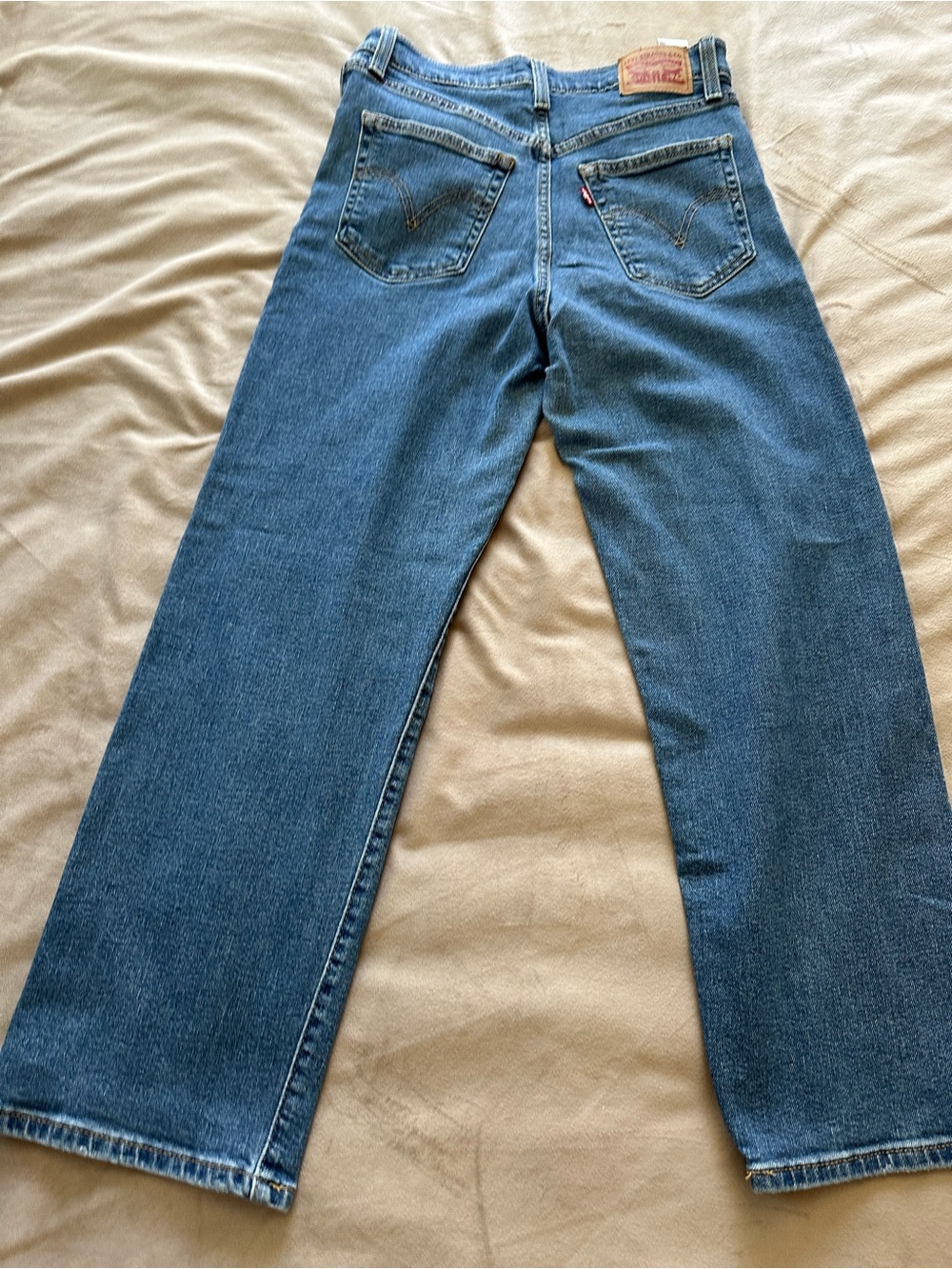 Levi's Women's Straight Leg Jeans - Medium Blue Denim